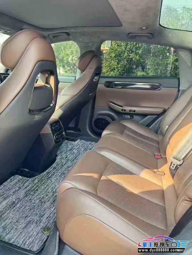 23年零跑c01轿车抵押车出售