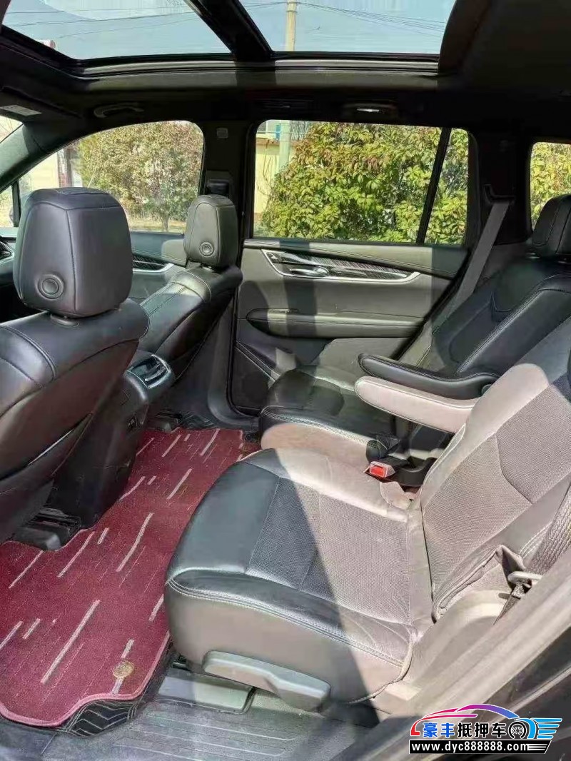 20年凯迪拉克xt6轿车抵押车出售