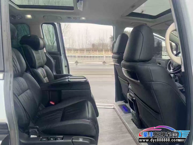 25年本田艾力绅轿车抵押车出售