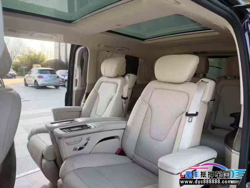 23年奔驰V轿车抵押车出售