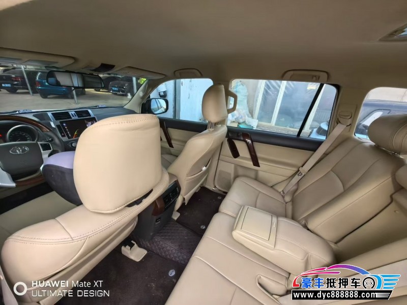 17年丰田普拉多（霸道）轿车抵押车出售