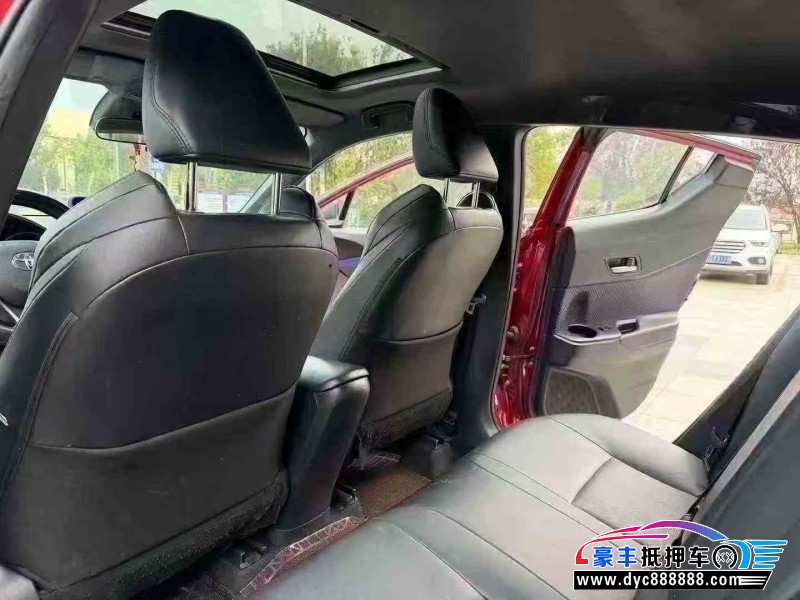 21年丰田C-HR轿车抵押车出售