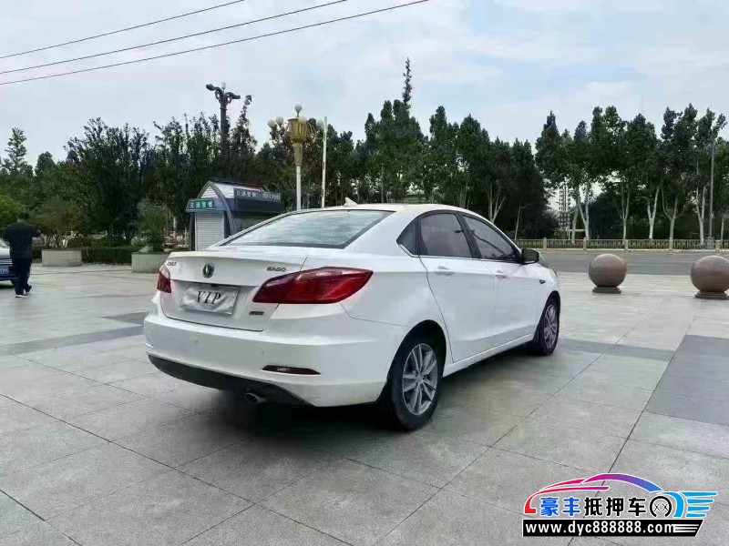 18年长安逸动轿车抵押车出售