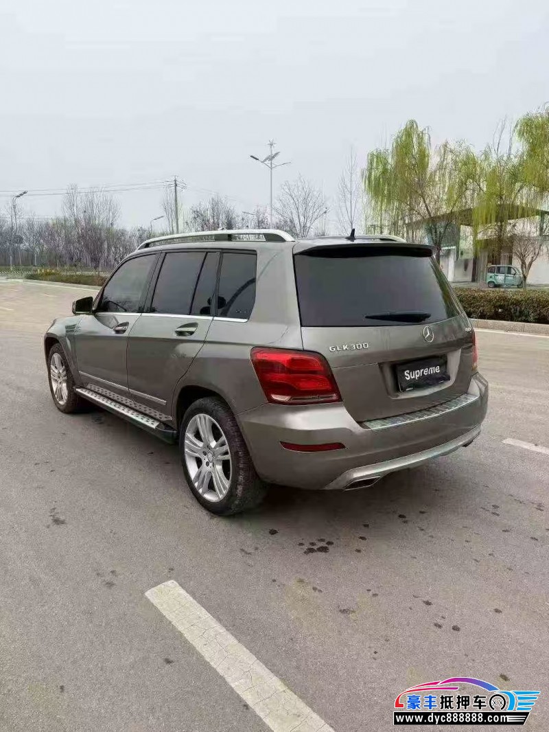 14年奔驰GLK轿车抵押车出售
