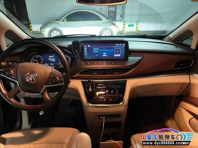 22年别克GL8轿车抵押车出售