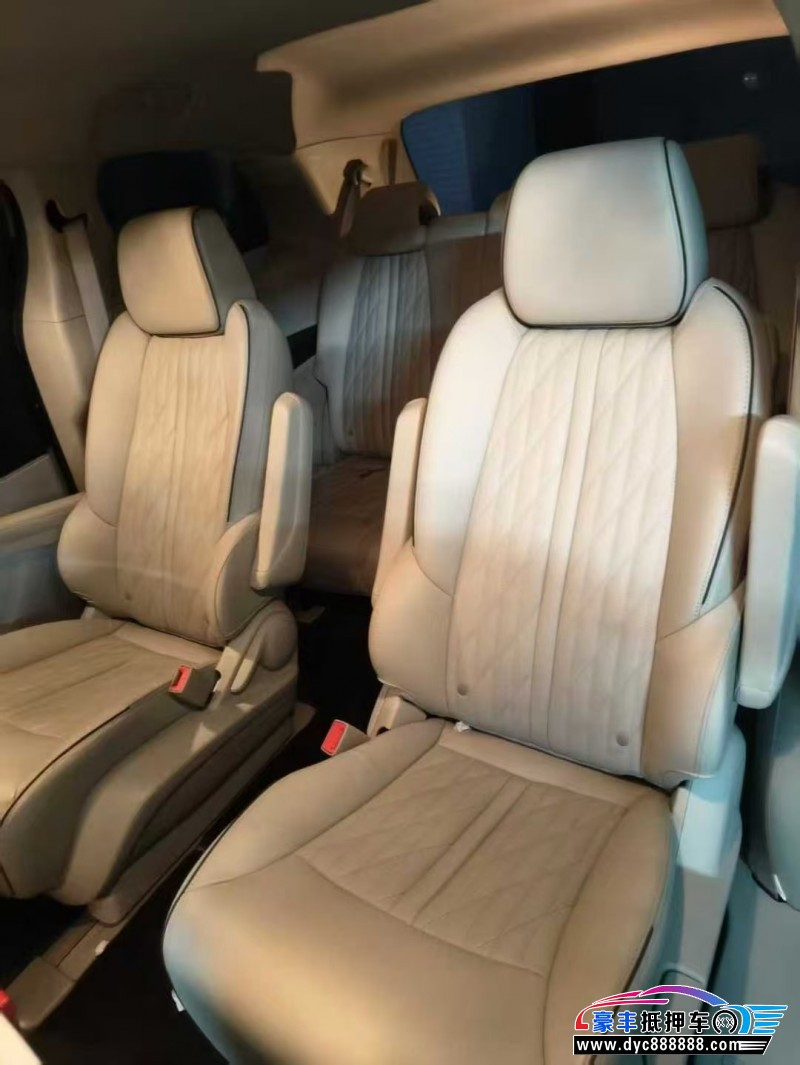 22年别克GL8轿车抵押车出售