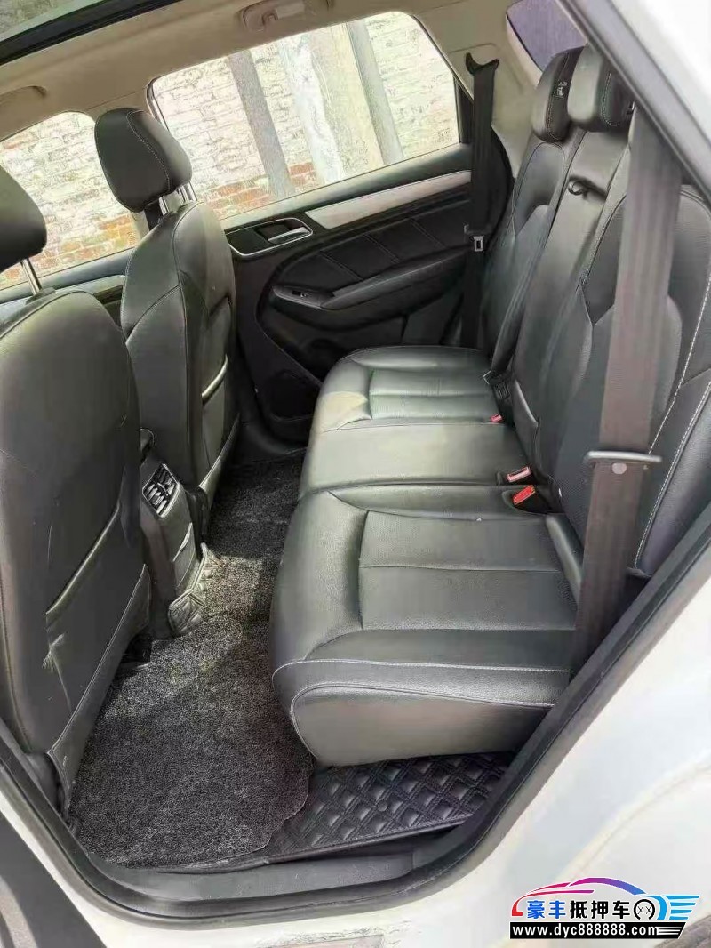 17年荣威RX5轿车抵押车出售