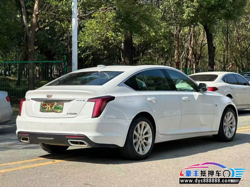 21年凯迪拉克CT5轿车抵押车出售
