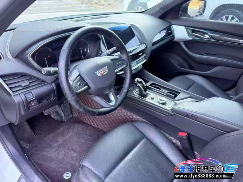 22年凯迪拉克CT5轿车抵押车出售