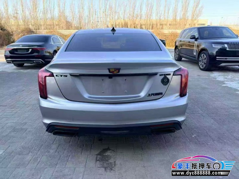 22年凯迪拉克CT5轿车抵押车出售