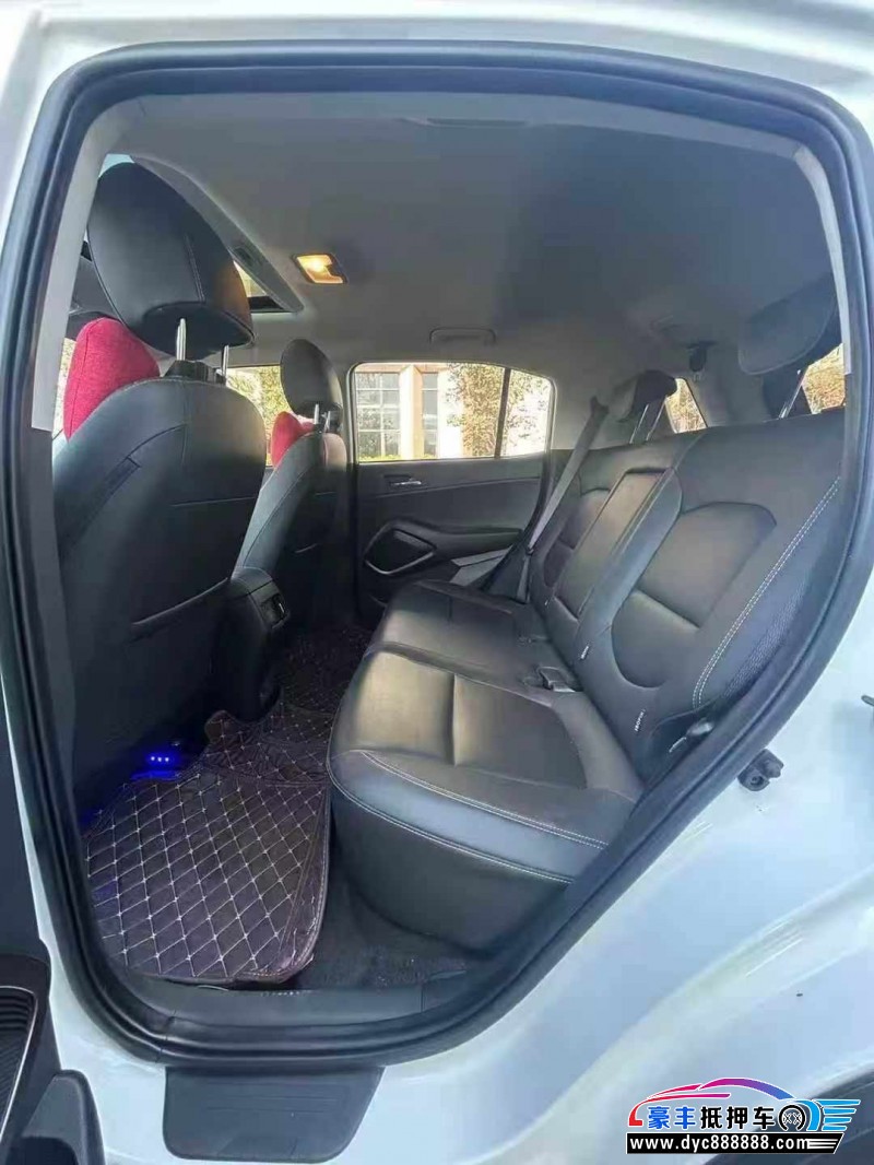 23年现代ix35轿车抵押车出售