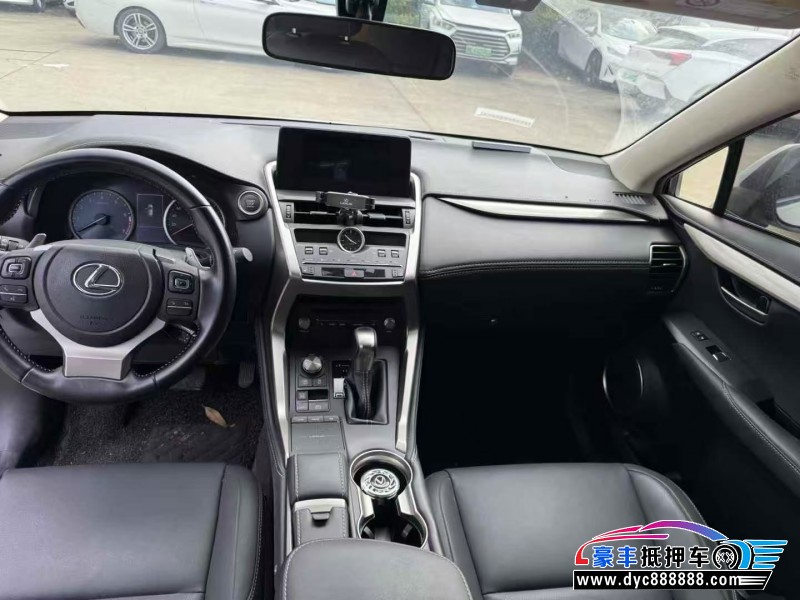 21年雷克萨斯NX轿车抵押车出售