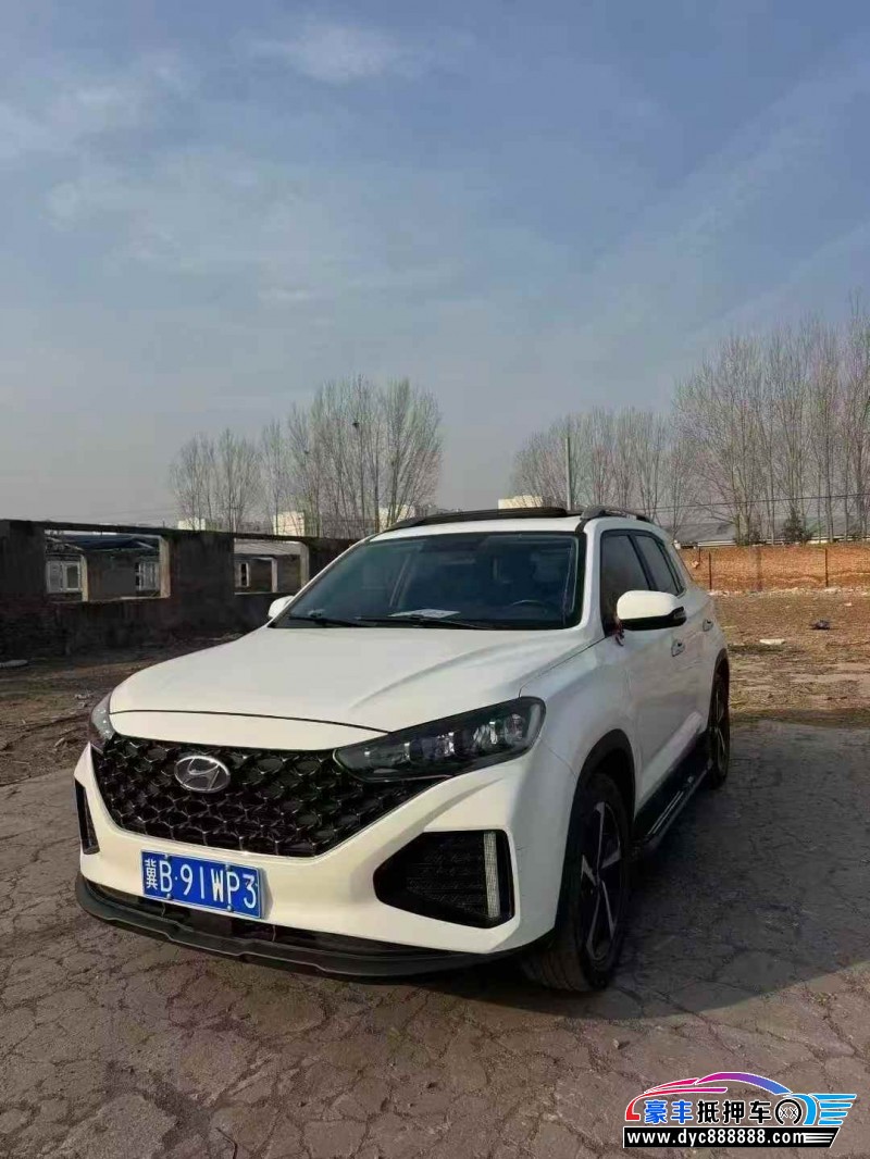 22年现代ix35轿车抵押车出售