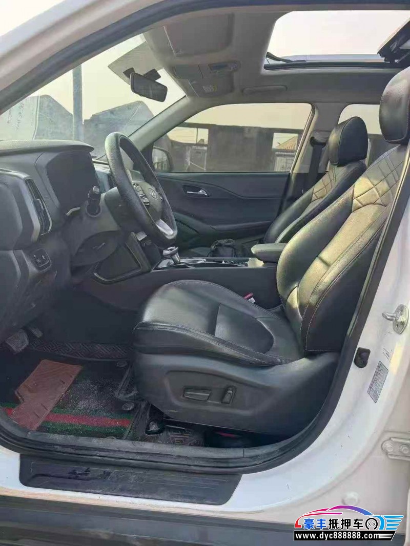 22年现代ix35轿车抵押车出售