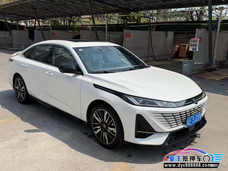 25年长安逸动轿车抵押车出售