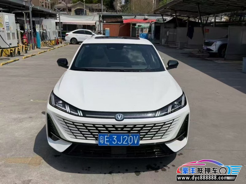 25年长安逸动轿车抵押车出售