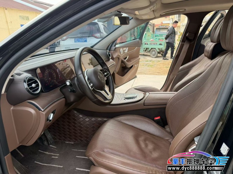 20年奔驰E轿车抵押车出售