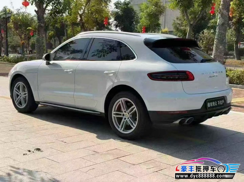 17年保时捷Macan迈凯轿车抵押车出售
