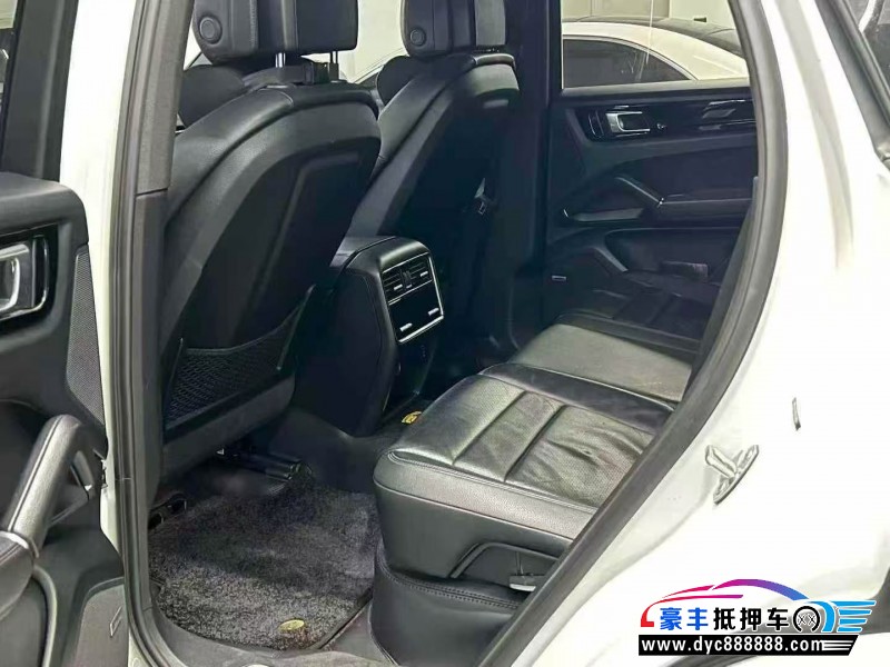 20年保时捷卡宴轿车抵押车出售