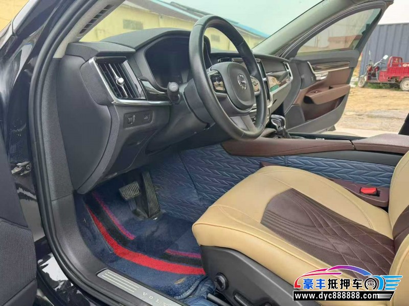 18年沃尔沃S90轿车抵押车出售