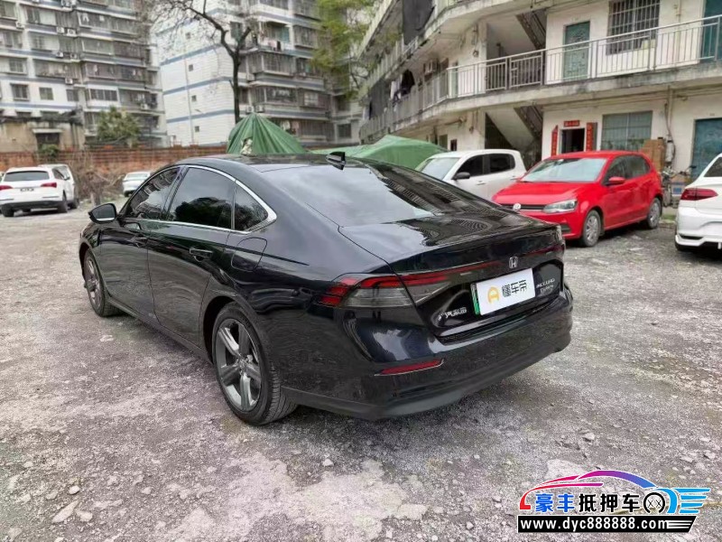 25年本田雅阁轿车抵押车出售