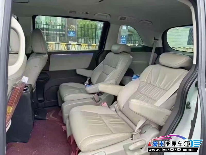 17年本田奥德赛轿车抵押车出售