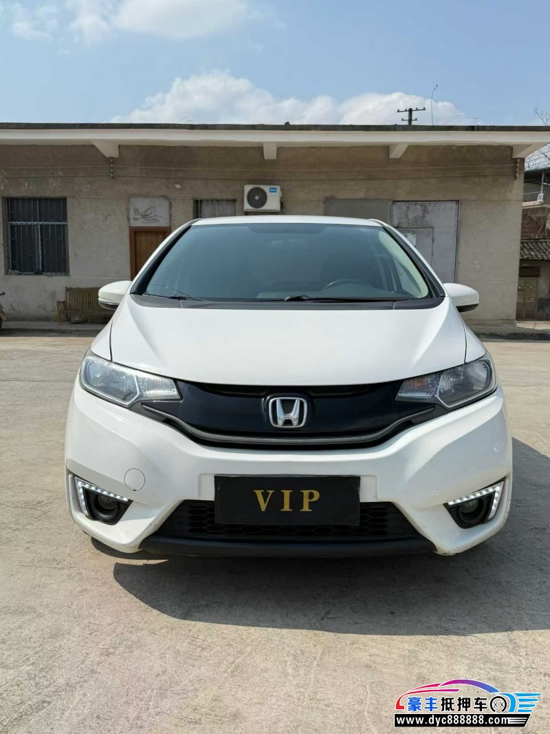 抵押车出售17年本田飞度轿车