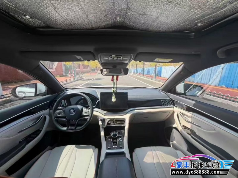 23年比亚迪宋轿车抵押车出售