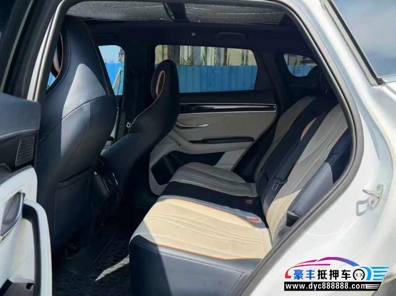 23年比亚迪宋轿车抵押车出售