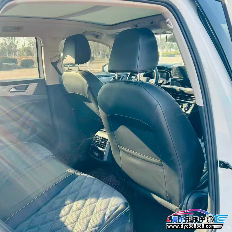 23年大众速腾轿车抵押车出售