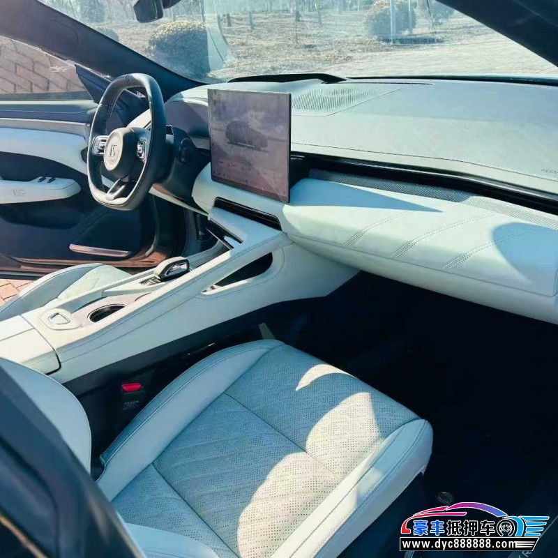 24年极氪001轿车抵押车出售