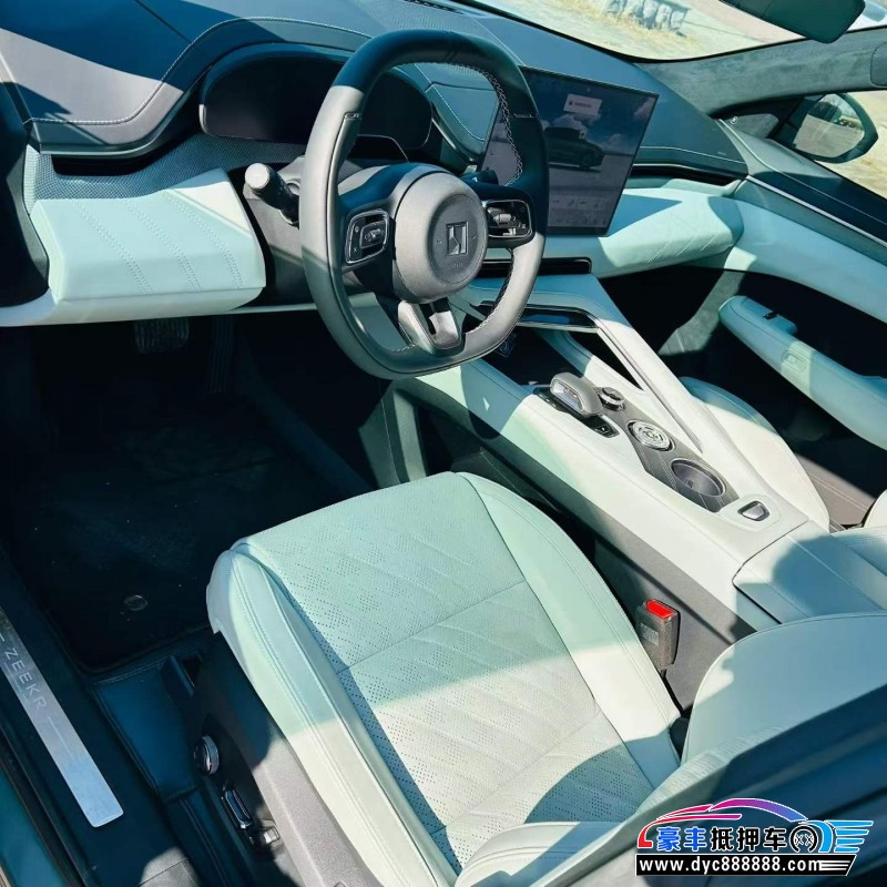 24年极氪001轿车抵押车出售