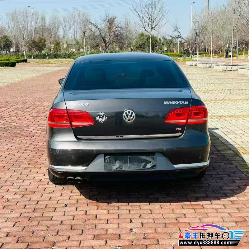 11年大众迈腾轿车抵押车出售