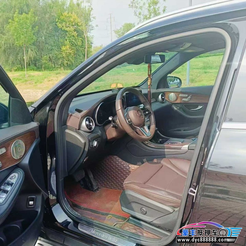 21年奔驰GLCSUV抵押车出售