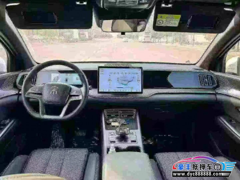 25年比亚迪宋轿车抵押车出售