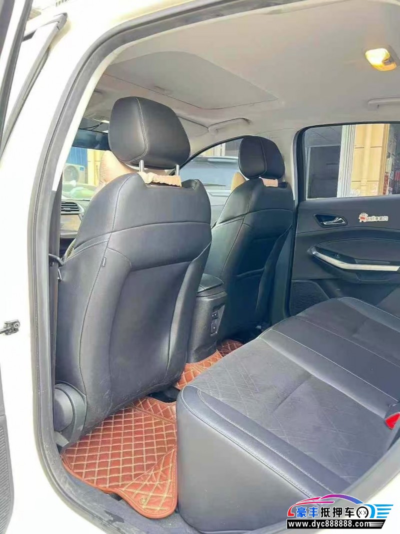 19年福特福睿斯轿车抵押车出售