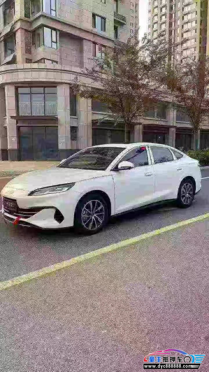 25年比亚迪海豹轿车抵押车出售