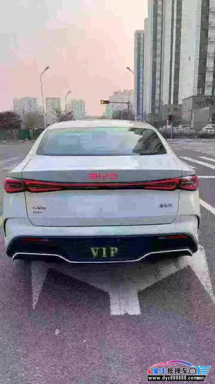 25年比亚迪海豹轿车抵押车出售