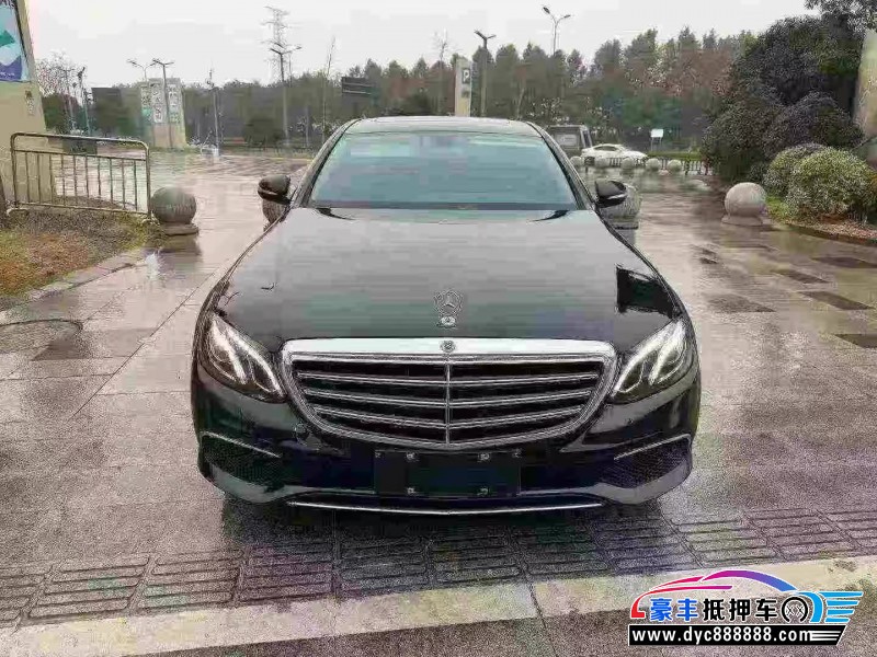 19年奔驰E轿车抵押车出售