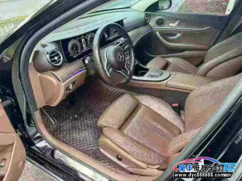 19年奔驰E轿车抵押车出售