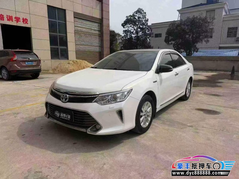 17年丰田凯美瑞轿车抵押车出售