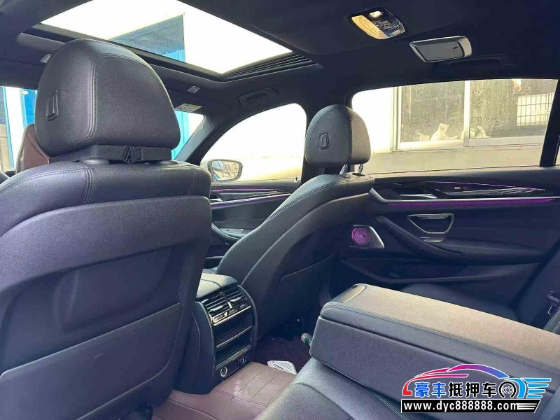 18年宝马5系轿车抵押车出售