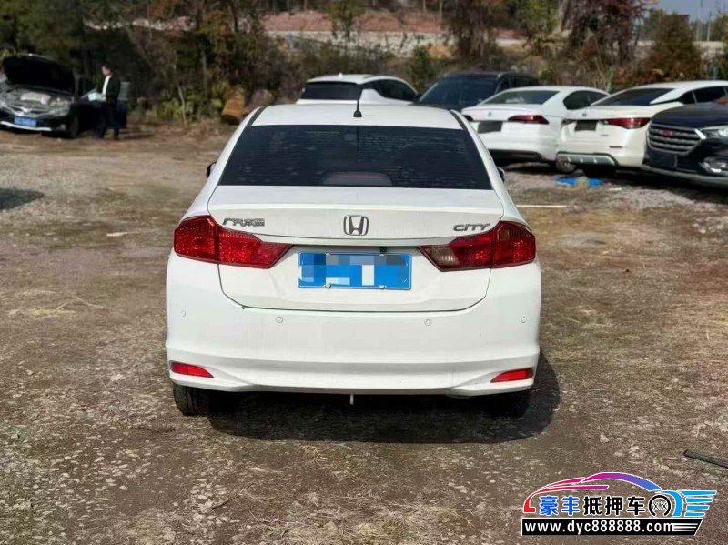 19年本田锋范轿车抵押车出售