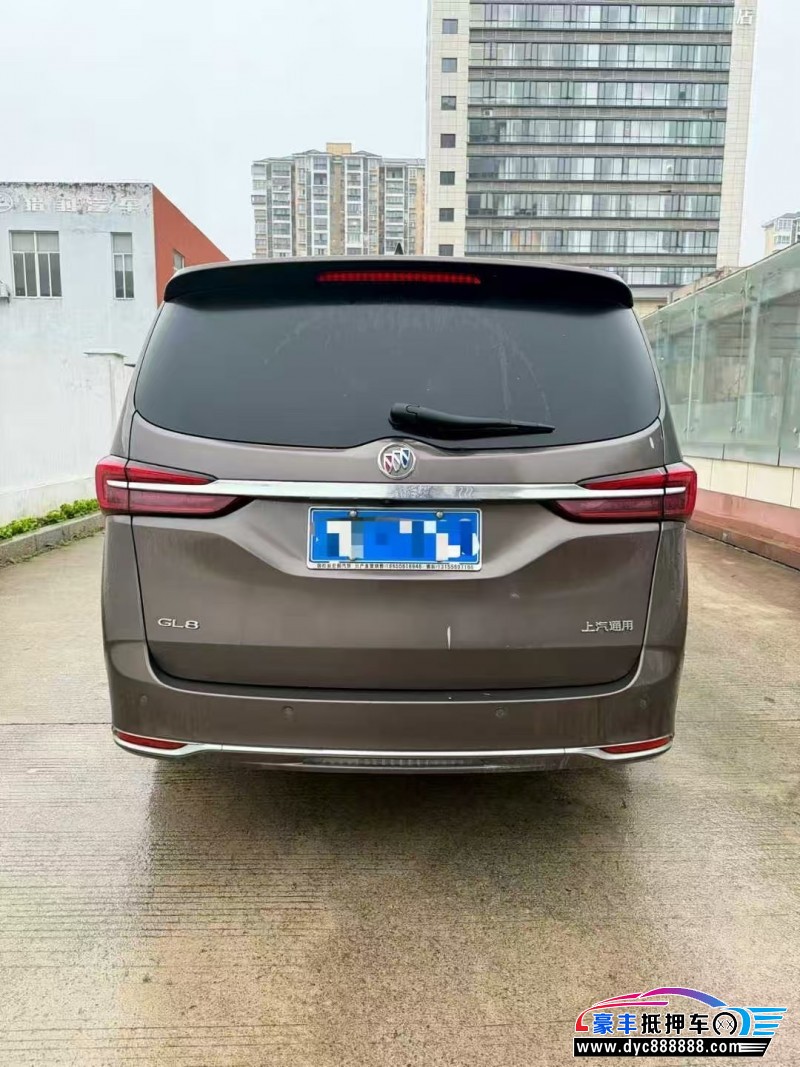 23年别克GL8轿车抵押车出售
