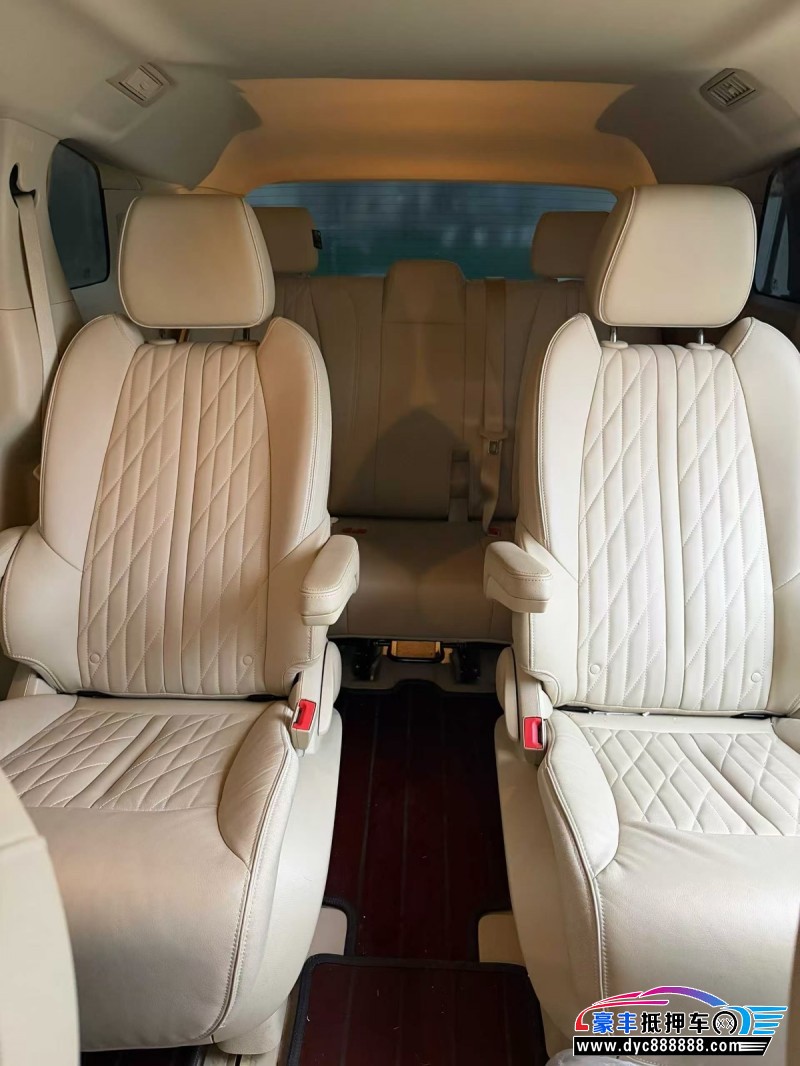 23年别克GL8轿车抵押车出售