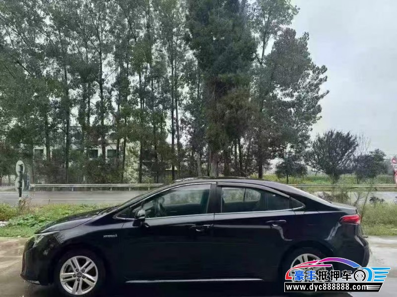 20年丰田雷凌轿车抵押车出售