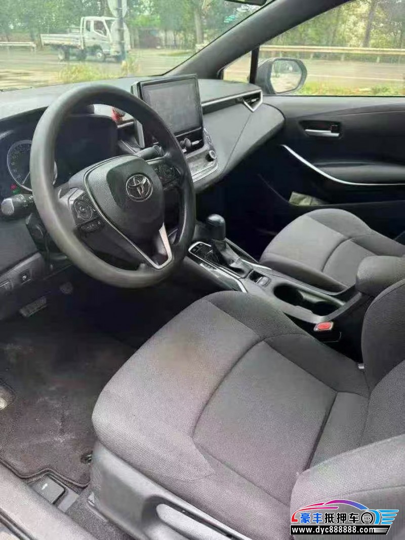 20年丰田雷凌轿车抵押车出售