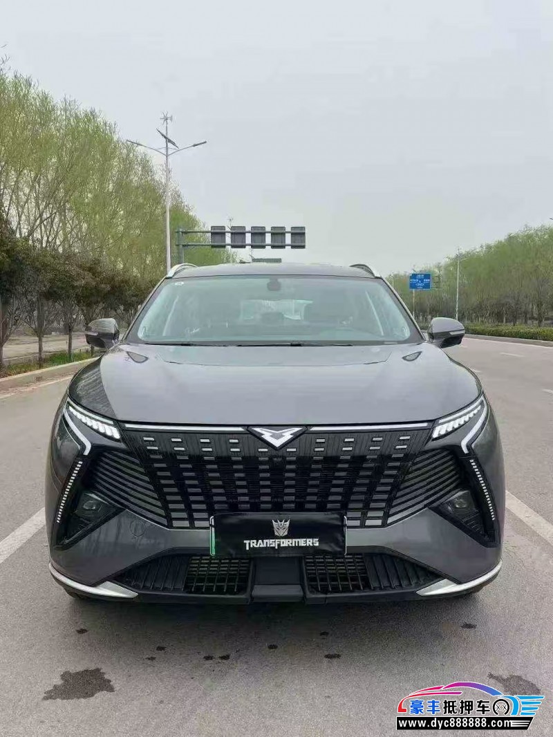 25年凯翼昆仑轿车