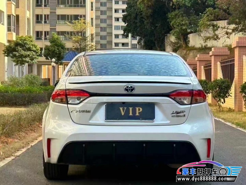 23年丰田雷凌轿车抵押车出售