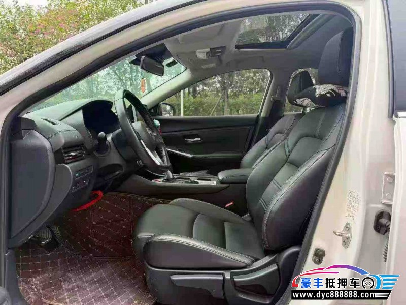 19年日产轩逸轿车抵押车出售